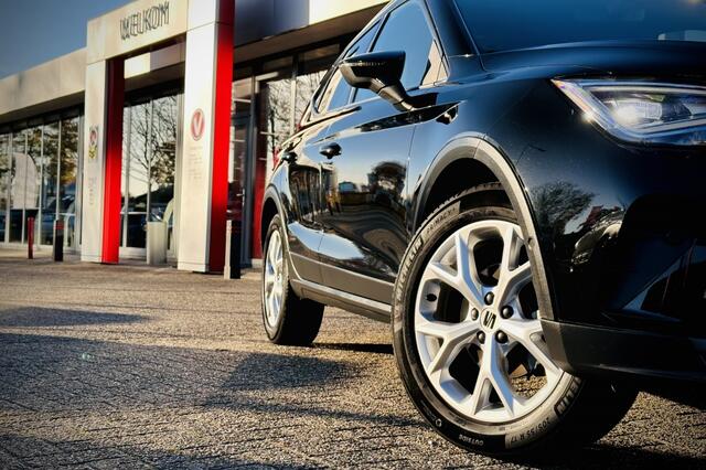 Seat Arona 1.0 TSI FR Business Intense | CAMERA | STOELVERWARMING | CARPLAY