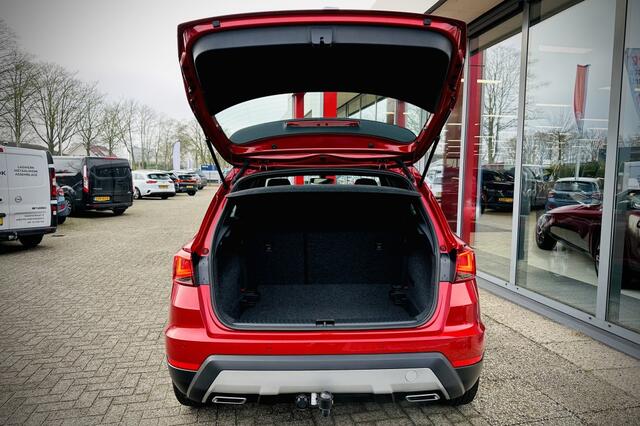 Seat Arona 1.0 TSI FR | TREKHAAK | CAMERA | STOELVERWARMING