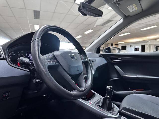 Seat Arona 1.0 TSI Style Business Intense /Camera /Apple + Android /Navi /Climat /Adaptief Cruise /Elek. pakket /Bluetooth /Regensensor /16"LMV /PDC V+A /Getint glas /Mistlampen /LED Dagrijverl.