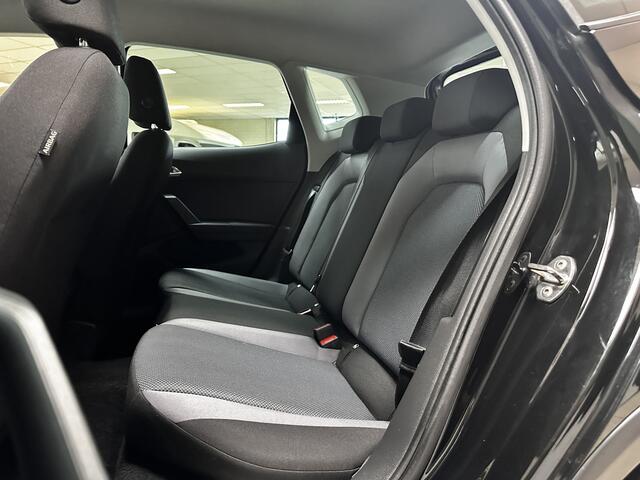 Seat Arona 1.0 TSI Style Business Intense /Camera /Apple + Android /Navi /Climat /Adaptief Cruise /Elek. pakket /Bluetooth /Regensensor /16"LMV /PDC V+A /Getint glas /Mistlampen /LED Dagrijverl.