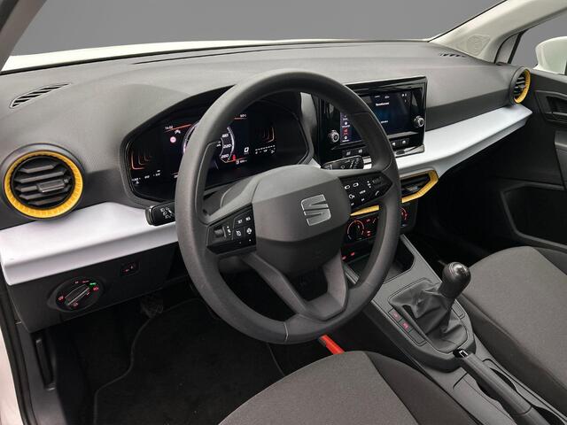 Seat Arona Reference 1.0 TSI 95pk Cruise control, Parkeersensor achter, App connect, LED koplampen, Airco, DAB, Radio, Bluetooth