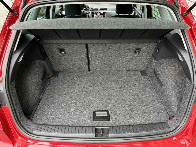 Seat Arona 1.0 TSI Style Business Intense | Navigatie | Achteruitrijcamera | Apple CarPlay / Android Auto | Cruise Control |