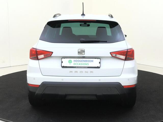 Seat Arona 1.0 TSI Style | Achteruitrijcamera | Cruise control | CarPlay | Airco | Elektrisch verstelbare buitenspiegels | Bluetooth |