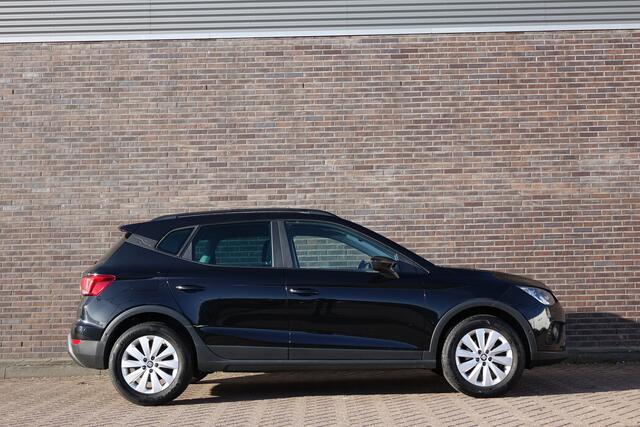 Seat Arona 1.0 TSI Style Business Intense Full options! Navi, Parkeerassist