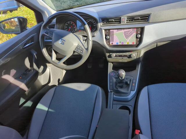 Seat Arona 1.0 TSI 95pk Style Business Intense / Navigatie / Camera