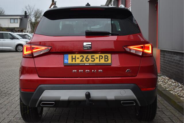 Seat Arona 1.5 TSI EVO FR Business Intense Afn. Trekhaak, Cruise, Stoelverwarming, Carplay, Camera, Parkassist