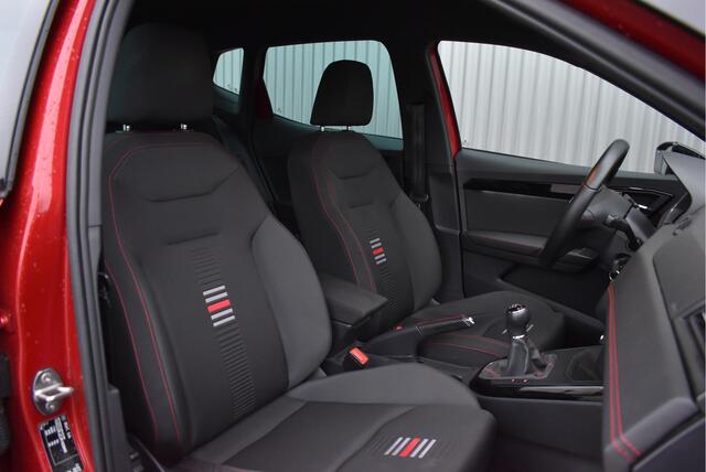 Seat Arona 1.5 TSI EVO FR Business Intense Afn. Trekhaak, Cruise, Stoelverwarming, Carplay, Camera, Parkassist