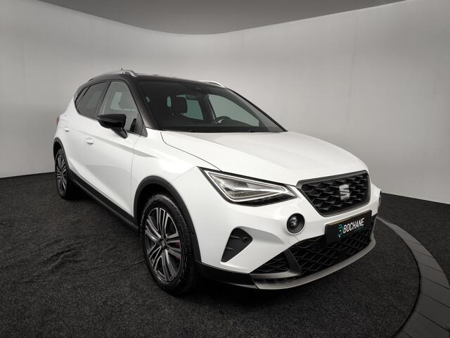 Seat Arona 1.0 EcoTSI Style Business Connect | Camera | Adaptieve cruise | Navigatie | AppleCarplay AndroidAuto | 17"lichtmetaal |