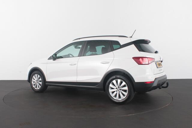 Seat Arona 1.0 TSI Style Business Intense > Trekhaak/Camera/ACC/Candy White...