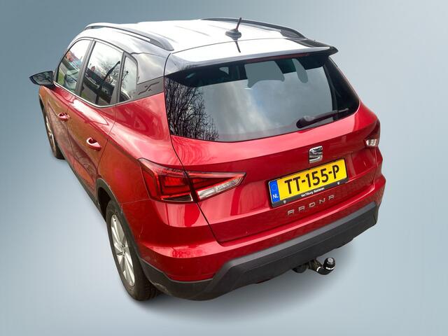 Seat Arona 1.0 TSI 95pk Style Business Intense Navigatie Clima Trekhaak LED Camera privacy glas