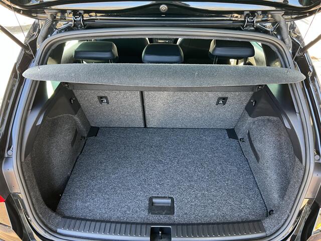 Seat Arona 1.0 TSI FR Business Intense / Alcantara / Led / Virtual cockpit / Camera