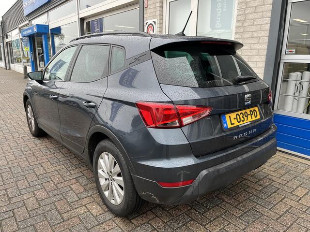 Seat Arona 1.0 TSI Style Business Intense / KEYLESS/ PARK. SENSOREN + CAMERA/ CRUISE/ NAVI/ FULL LINK/ CLIMA/ DAB/ DODE HOEK