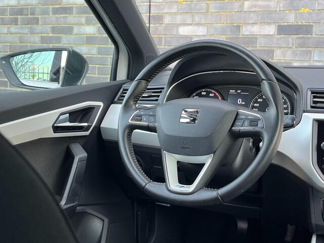 Seat Arona 1.0 TSI XCEL. LAUNCH - NAVI - BEATS - LED - 17 INCH - ORG. NL.