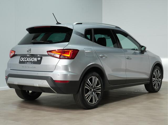 Seat Arona 1.0 TSI 115pk DSG Xcellence Navigatie Leer/Alcantara 17"velgen Camera Led Parkassist 140