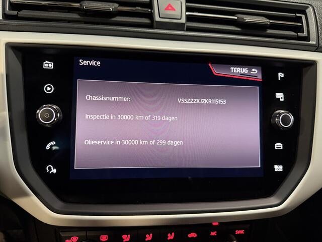 Seat Arona 1.0 TSI Xcellence Business Intense | Camera | Sfeerverlichting | Stoelverwarming | Adaptive cruise | Carplay