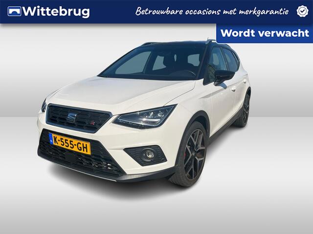 Seat Arona 1.0 TSI FR / Digitaal dashboard / Navigatie / App connect / Camera / Parkeersensoren V+A /