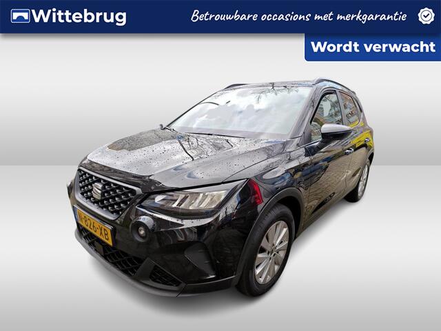 Seat Arona 1.0 TSI Style Business Intense / Digitaal dashboard / Navigatie / App connect / Climate controle / Parkeersensoren achter /