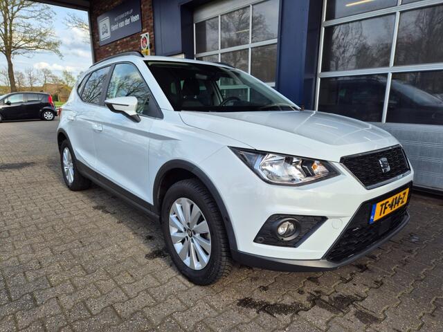 Seat Arona 1.0 TSI Style Business Intence, Camera, Trekhaak, Carplay, Navi, Keyless, ALL IN prijs!