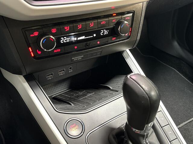 Seat Arona 1.0 TSI Xcellence Intense Automaat (APPLE CARPLAY, GROOT NAVI, CLIMATE, STOELVERWARMING, SPORTSTOELEN, KEYLESS, GETINT GLAS, CAMERA, NIEUWE APK, NIEUWSTAAT)