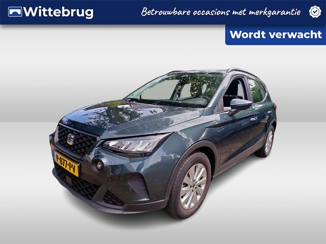 Seat Arona 1.0 TSI Style / PARK. SENSOREN/ TREKHAAK/ FULL LINK/ CLIMA/ 16" LMV