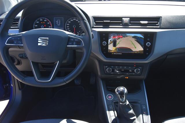 Seat Arona 1.0 TSI Style Business Intense , CLIMATR , CR CONTR , A UITRIJ CAM , PDC V+A , NAVI , LMV16 ,