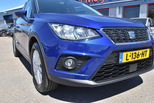 Seat Arona 1.0 TSI Style Business Intense , CLIMATR , CR CONTR , A UITRIJ CAM , PDC V+A , NAVI , LMV16 ,
