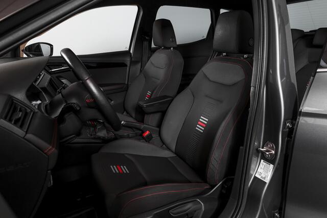 Seat Arona 1.0 TSI 116 PK FR | Cruise | PDC | Camera | ECC | Trekhaak | LM 17" |