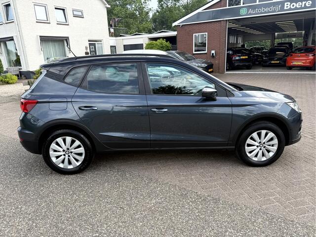 Seat Arona 1.0 TSI Style Business Intense Trekhaak, Camera