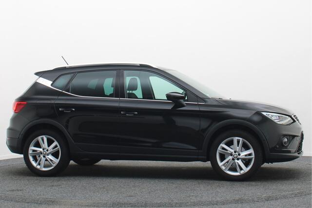 Seat Arona 1.0 TSI Xcellence Business Intense Automaat LED, Apple Carplay, ACC, Camera, Sfeerverlichting, PDC