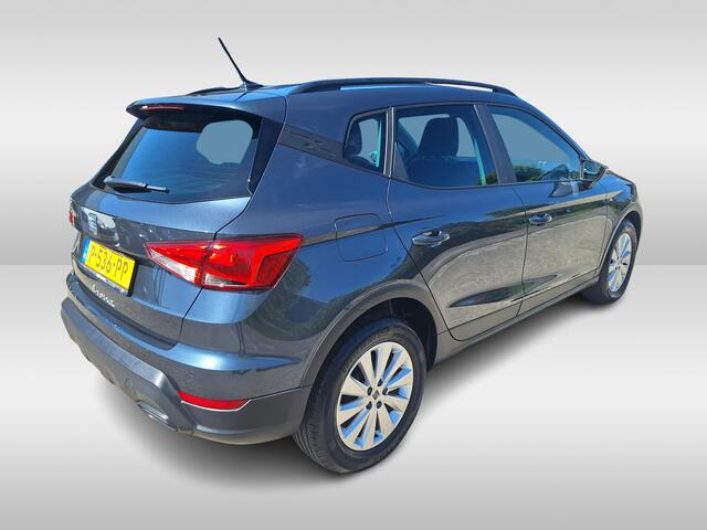 Seat Arona 1.0 TSI Style Business Intense App-Connect / Parkeersensoren / Navigatie / Airco / Bluetooth HAL