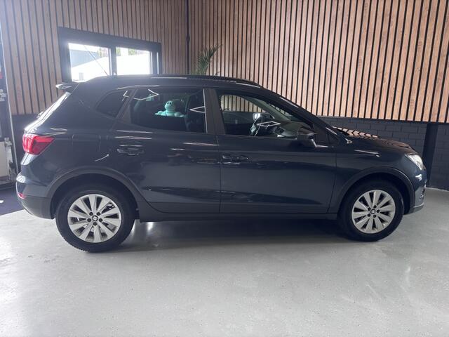Seat Arona 1.0 TSI Style DAB/AUTOMAAT/STOELVERWARMING/
