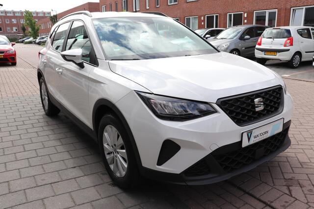 Seat Arona 1.0 EcoTSI Reference. Trekhaak afneembaar, Apple Carplay/Android Auto