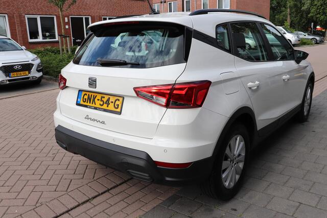 Seat Arona 1.0 EcoTSI Reference. Trekhaak afneembaar, Apple Carplay/Android Auto