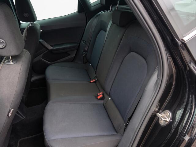 Seat Arona 1.0 EcoTSI FR Business Connect | Stoelverwarming | Achteruitrijcamera | Apple CarPlay/ Android Auto | Adaptive Cruise Control