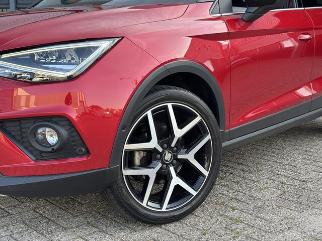 Seat Arona 1.0 TSI FR Business Intense Plus / Trekhaak Afneembaar / Applecarplay/Androidauto / Stoelverwarming /