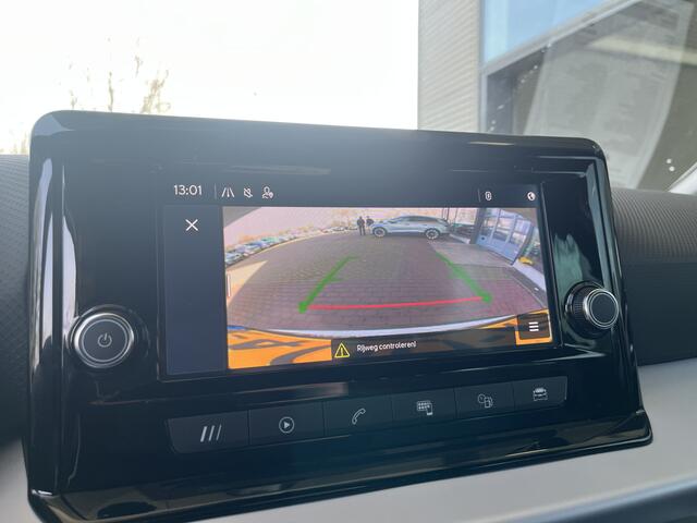 Seat Arona 1.5 TSI EVO 150pk DSG FR Business Intense / LED / App-Connect / Climate Control / Camera / Donker glas / 17" LMV