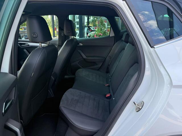 Seat Arona 1.0 TSI FR Business Connect *Trekhaak & ACC*
