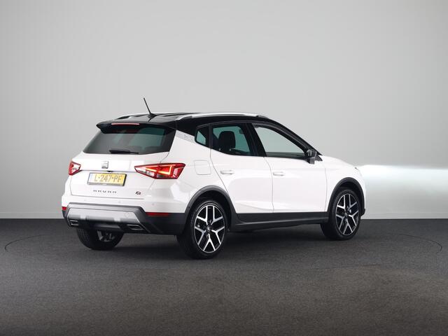 Seat Arona 1.0 TSI FR Limited Edition | Full map navigatie systeem | Climatronic | 18 inch LM-velgen | LED koplampen | Dodehoek detectie
