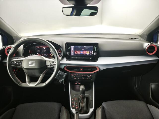 Seat Arona 1.0 EcoTSI FR Business Connect | Climate Control | Apple CarPlay / Android Auto | Parkeersensoren | Cruise Control |