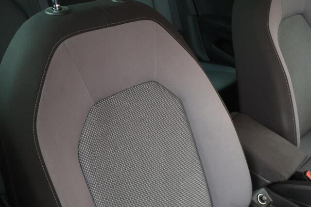 Seat Arona 1.0 TSI 95pk Style Business Intense Camera Virtual Cockpit ACC Keyless Navigatie Carplay