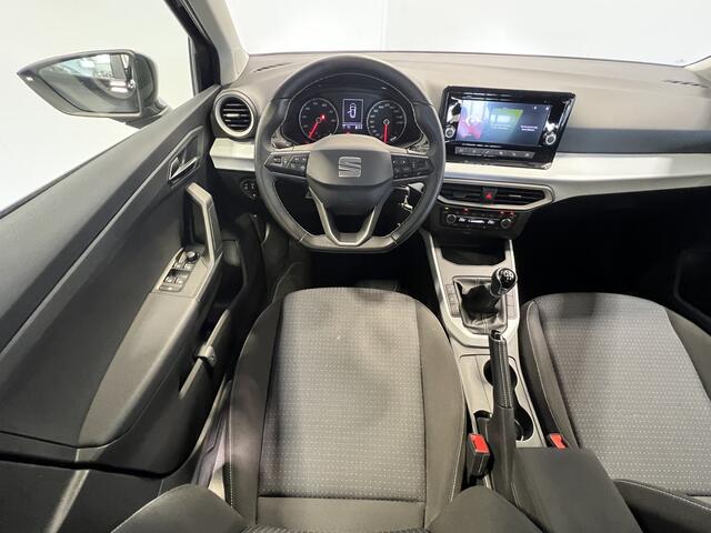 Seat Arona 1.0 TSI Style | Android/Apple Carplay | LM Velgen 16" | Parkeersensoren Achter | Cruise Control | Airco Automatisch | LED Koplampen |