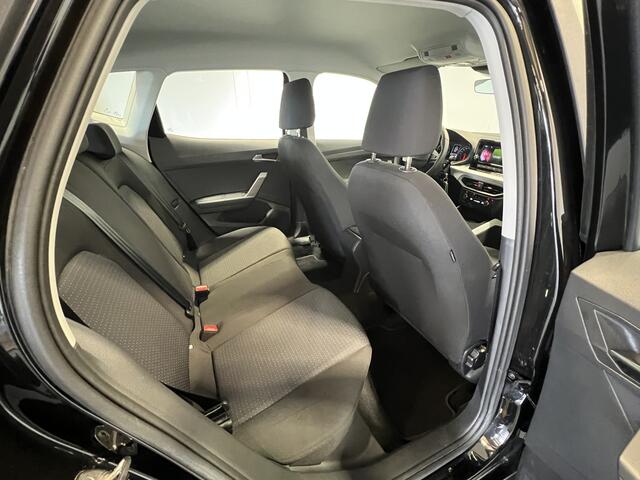 Seat Arona 1.0 TSI Style | Android/Apple Carplay | LM Velgen 16" | Parkeersensoren Achter | Cruise Control | Airco Automatisch | LED Koplampen |