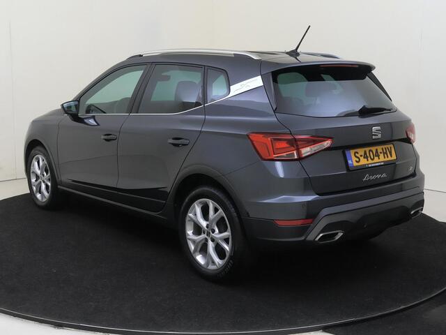 Seat Arona 1.0 TSI FR | Cruise control | Lane assist | 2-zone airco | Sfeerverlichting | Parkeersensoren achter | Carplay | DAB+ radio |