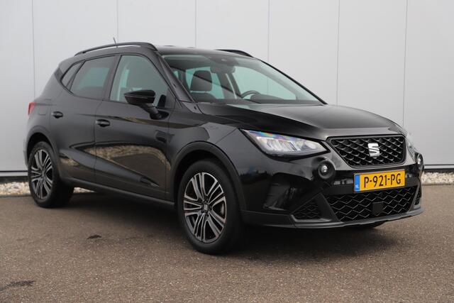 Seat Arona 1.0 TSI Style Business Intense Virtual Cockpit 17 inch LMV Navigatie Carplay Android Stoelverwarming Climate Cruise Control LED