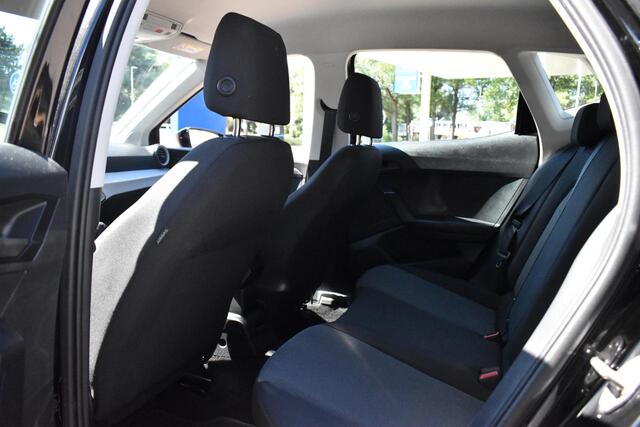 Seat Arona 1.0 TSI Reference 100% Dealer Onderhouden | Cruise | Camera | Lane Assist | BOVAG Garantie | Whatsapp 06-53188999