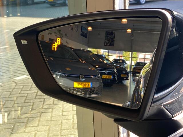 Seat Arona 1.0 TSi 116pk FR Business Intense Trekhaak | CarPlay | Navi | Cruise | Two-Tone | Clima | Camera | Etc.