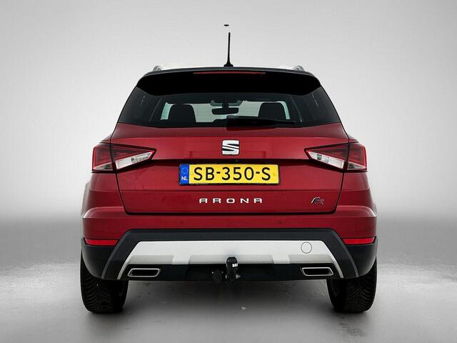 Seat Arona 1.0 TSI FR | Apple Carplay/Android Auto | Adaptieve Cruise Control | Parkeersensoren Voor & Achter + Camera | Stoelverwarming | Trekhaak | Climate Control | Navigatie | Keyless Entry | Privacy glass |