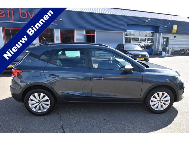 Seat Arona 1.0 TSI Style Business Intense , CLIMATR , CR CONTR , A UITRIJ CAM , LMV16 , PDC V+A ,
