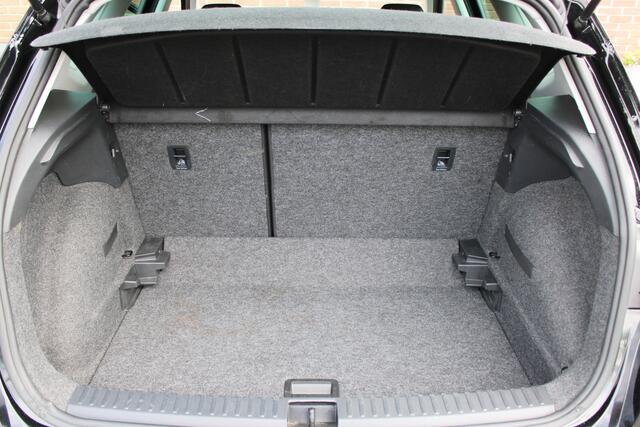 Seat Arona 1.0 TSI 110PK Style |LED|CAMERA|STOELVERWARMING|
