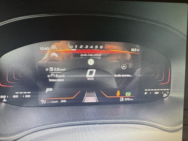 Seat Arona 1.0 EcoTSI FR Business Connect | Automaat | Apple-Android | FR uitvoering